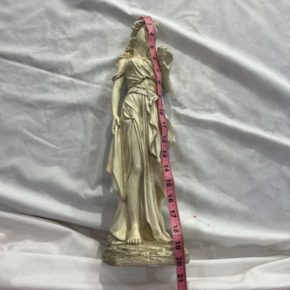 Vintage resin  Statue Lady Maiden Flower  Bounty, Greek dining room or bath roo - Picture 6 of 7